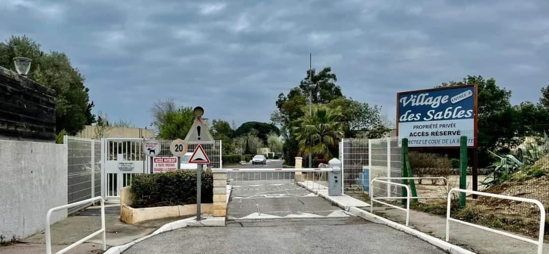Torreilles Plage: Villa Atypique Bord De Mer Mediterranee Bagian luar foto